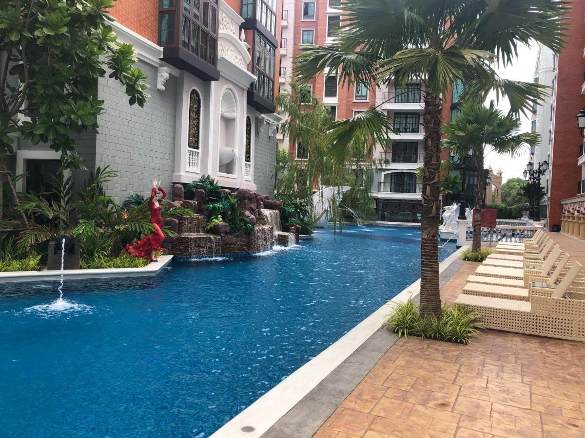 Espana Condo Resort Pattaya Evt Praia de Jomtien Exterior foto